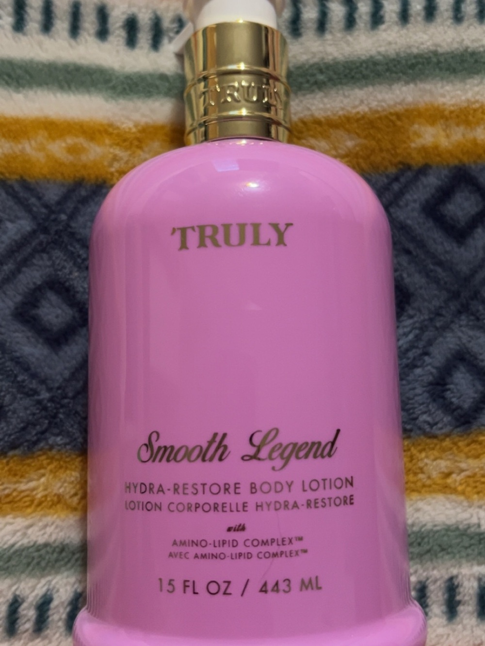 TRULY Smooth Legend Hydra-Restore Body Lotion - Pink with Gold Accents